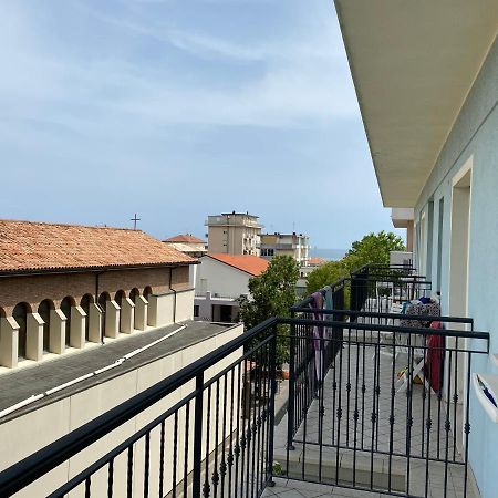 Hotel Capri Bellaria-Igea Marina Dış mekan fotoğraf