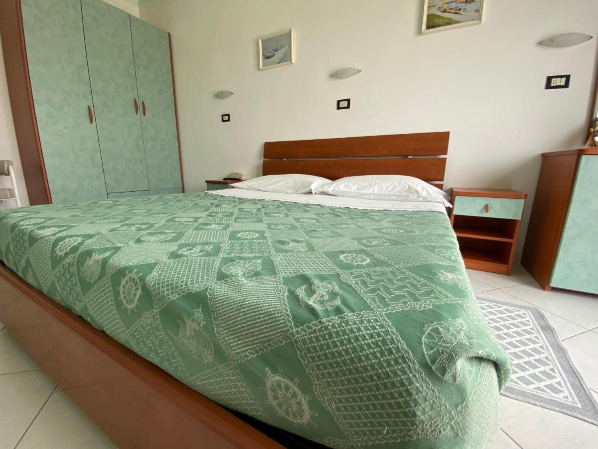 Hotel Capri Bellaria-Igea Marina Dış mekan fotoğraf