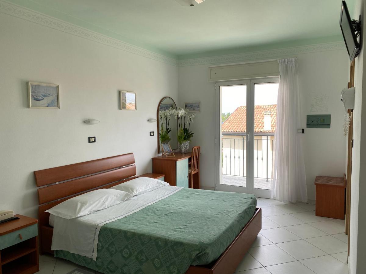 Hotel Capri Bellaria-Igea Marina Dış mekan fotoğraf