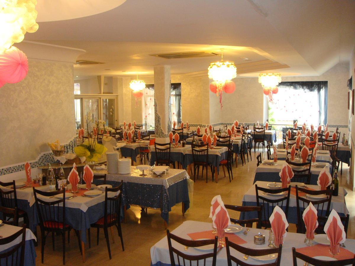 Hotel Capri Bellaria-Igea Marina Dış mekan fotoğraf